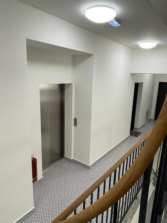 Lermont Apartment Old Town Братислава Экстерьер фото