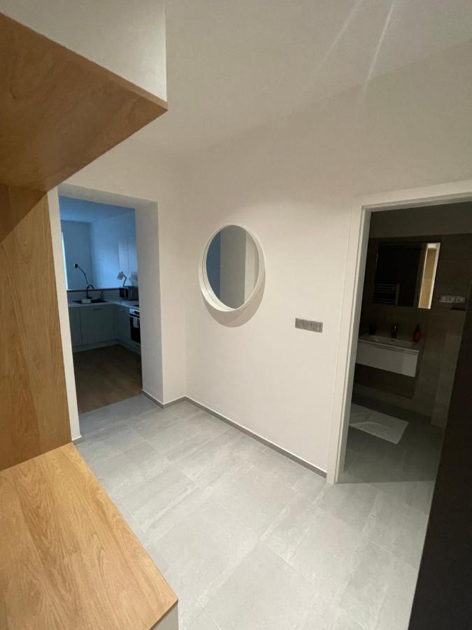 Lermont Apartment Old Town Братислава Экстерьер фото