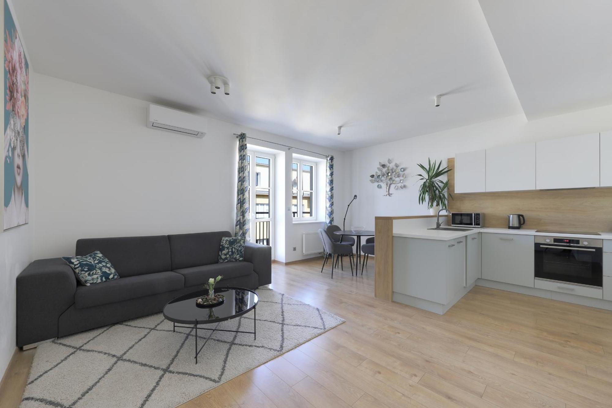 Lermont Apartment Old Town Братислава Экстерьер фото