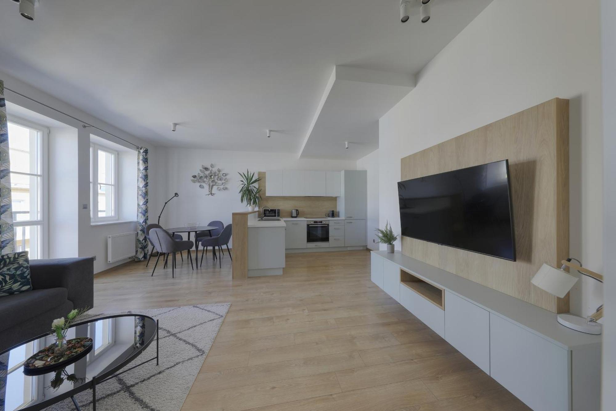 Lermont Apartment Old Town Братислава Экстерьер фото