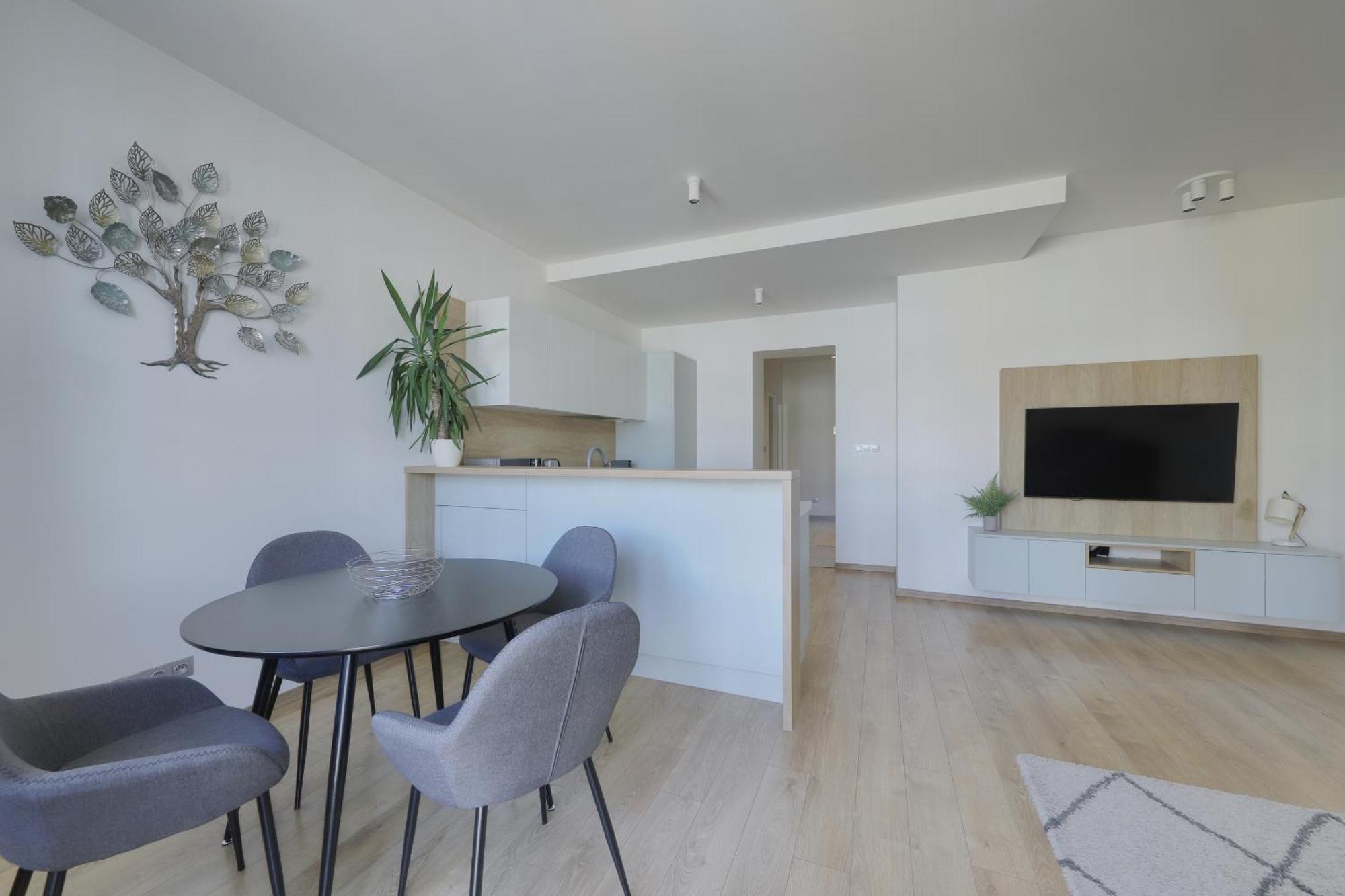 Lermont Apartment Old Town Братислава Экстерьер фото