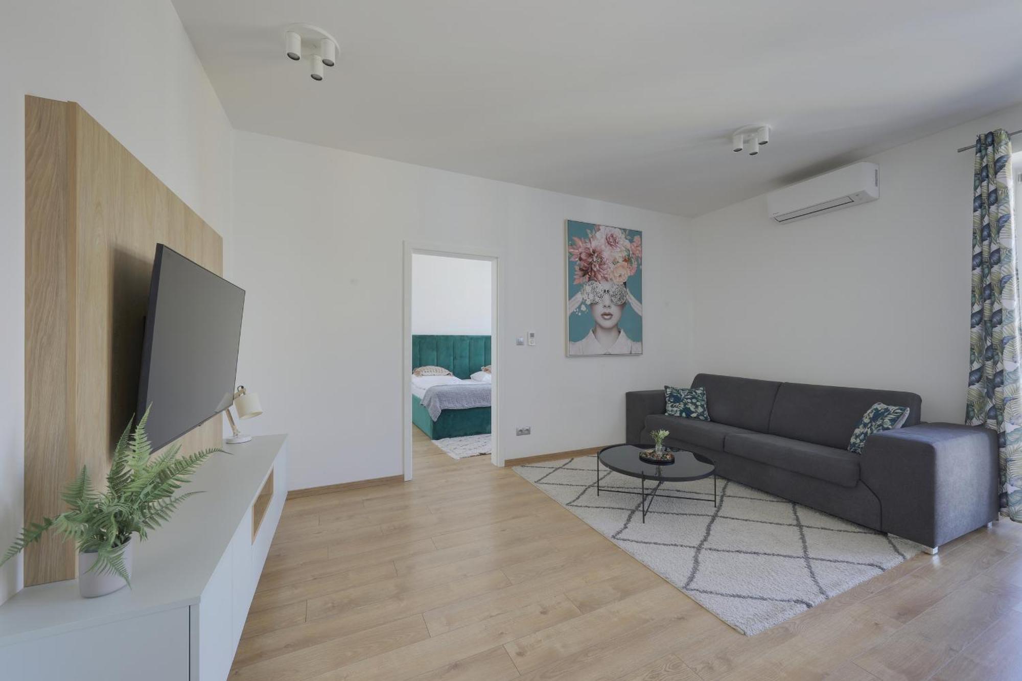 Lermont Apartment Old Town Братислава Экстерьер фото